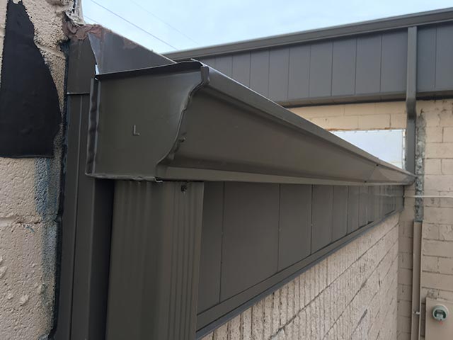new commercial seamless gutter and fascia